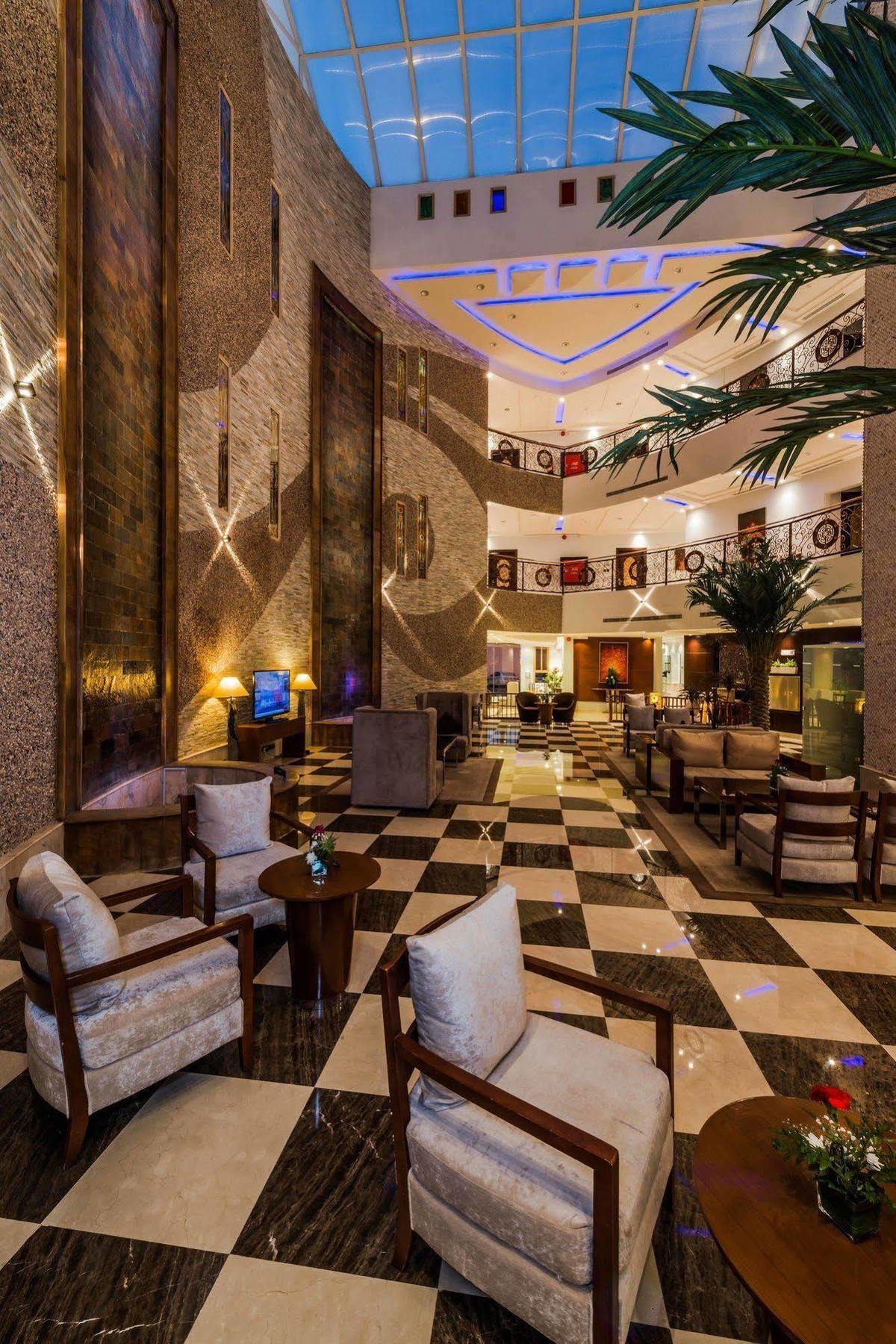 Boudl Al Fakhria Aparthotel Unaizah Buitenkant foto