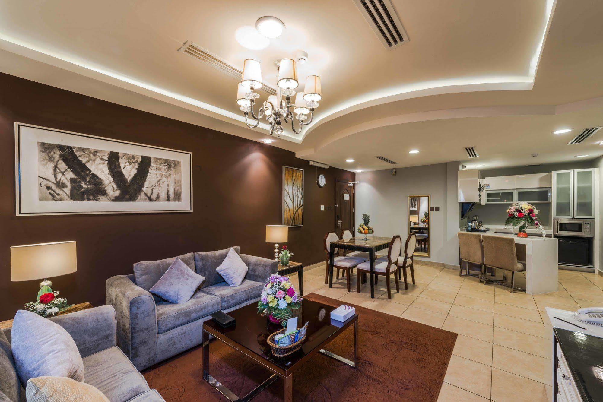 Boudl Al Fakhria Aparthotel Unaizah Buitenkant foto