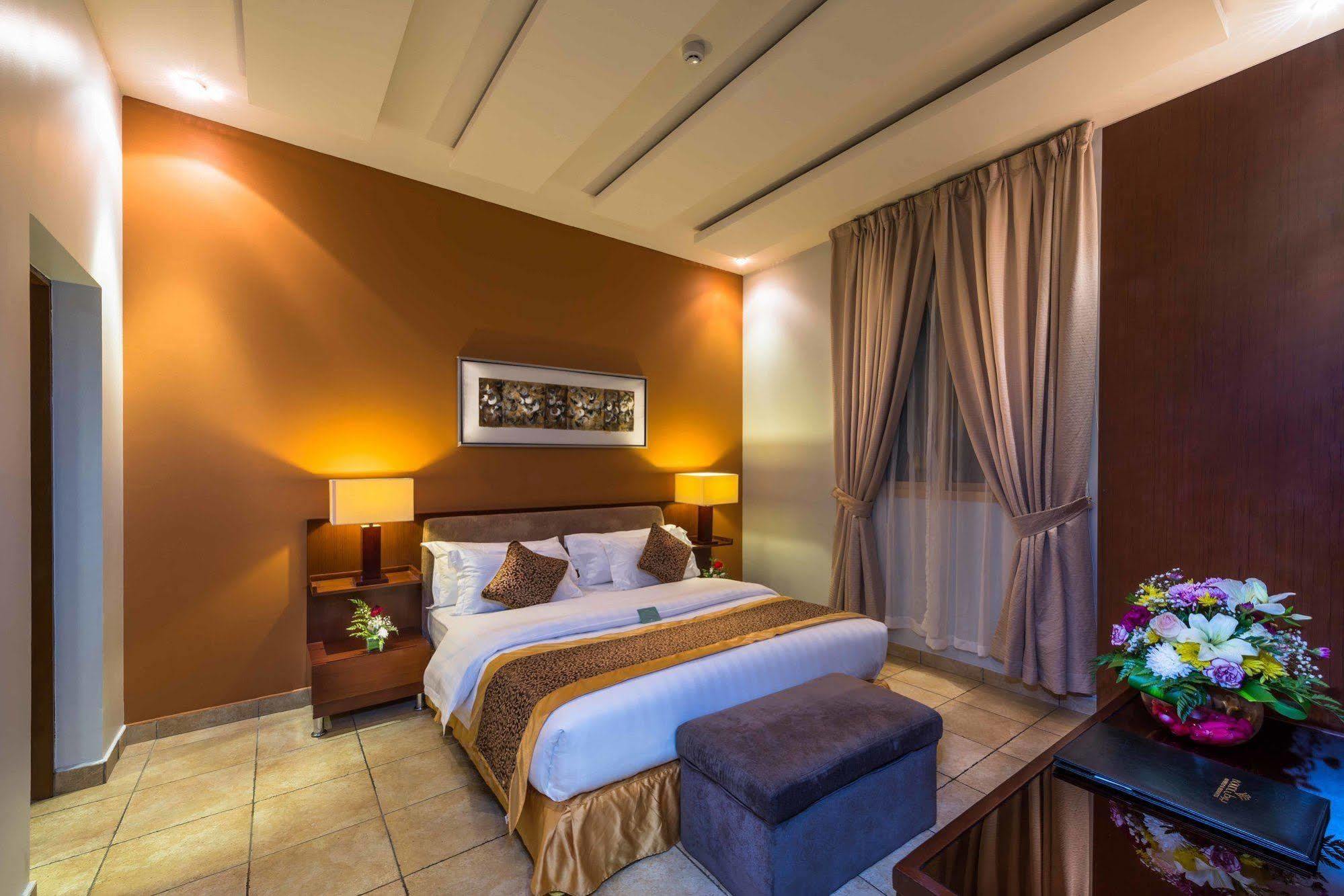 Boudl Al Fakhria Aparthotel Unaizah Buitenkant foto