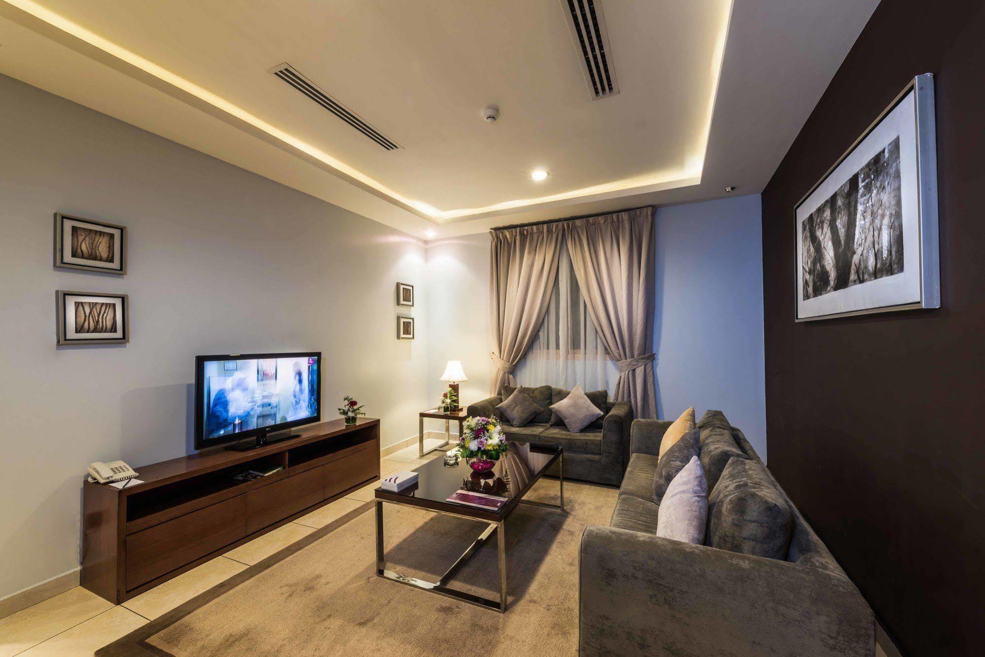 Boudl Al Fakhria Aparthotel Unaizah Buitenkant foto