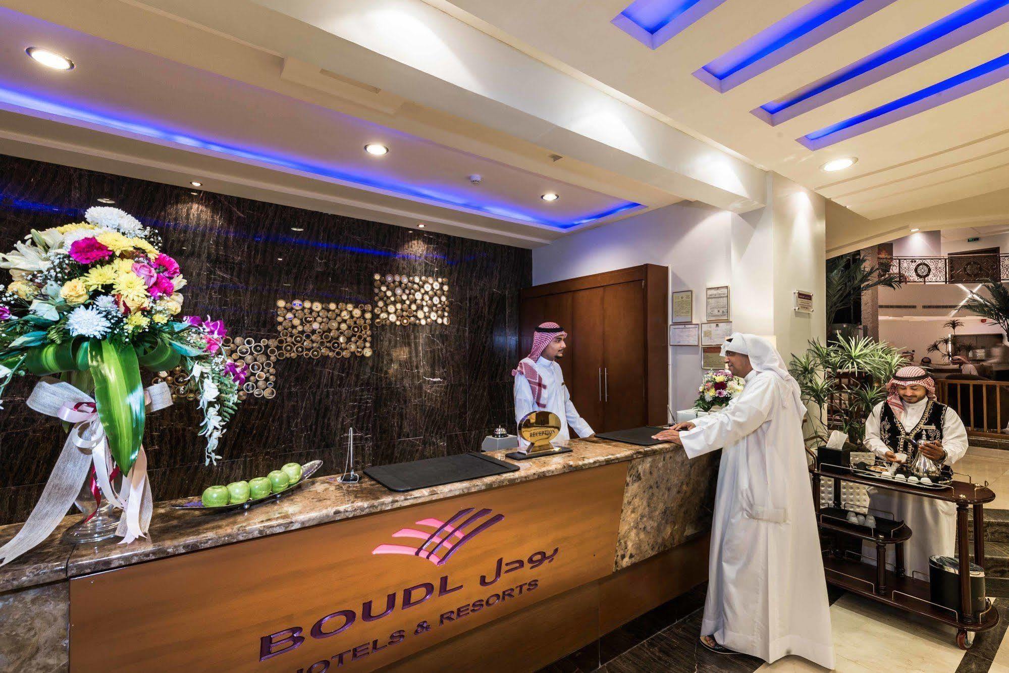 Boudl Al Fakhria Aparthotel Unaizah Buitenkant foto