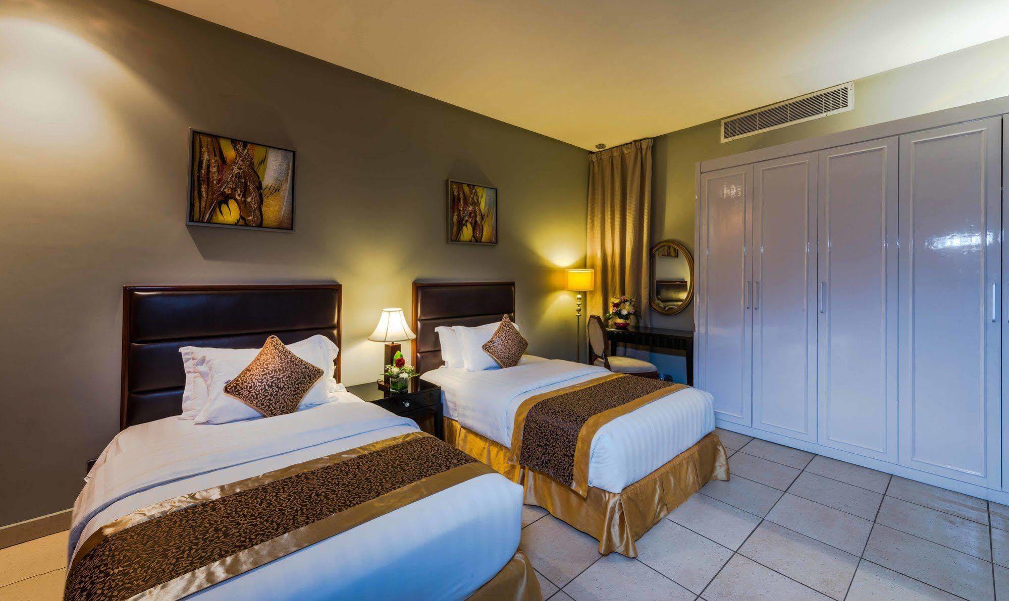 Boudl Al Fakhria Aparthotel Unaizah Buitenkant foto